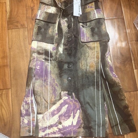 Urban Revivo Multicolor Button-Front Pencil Skirt - Picture 3 of 6